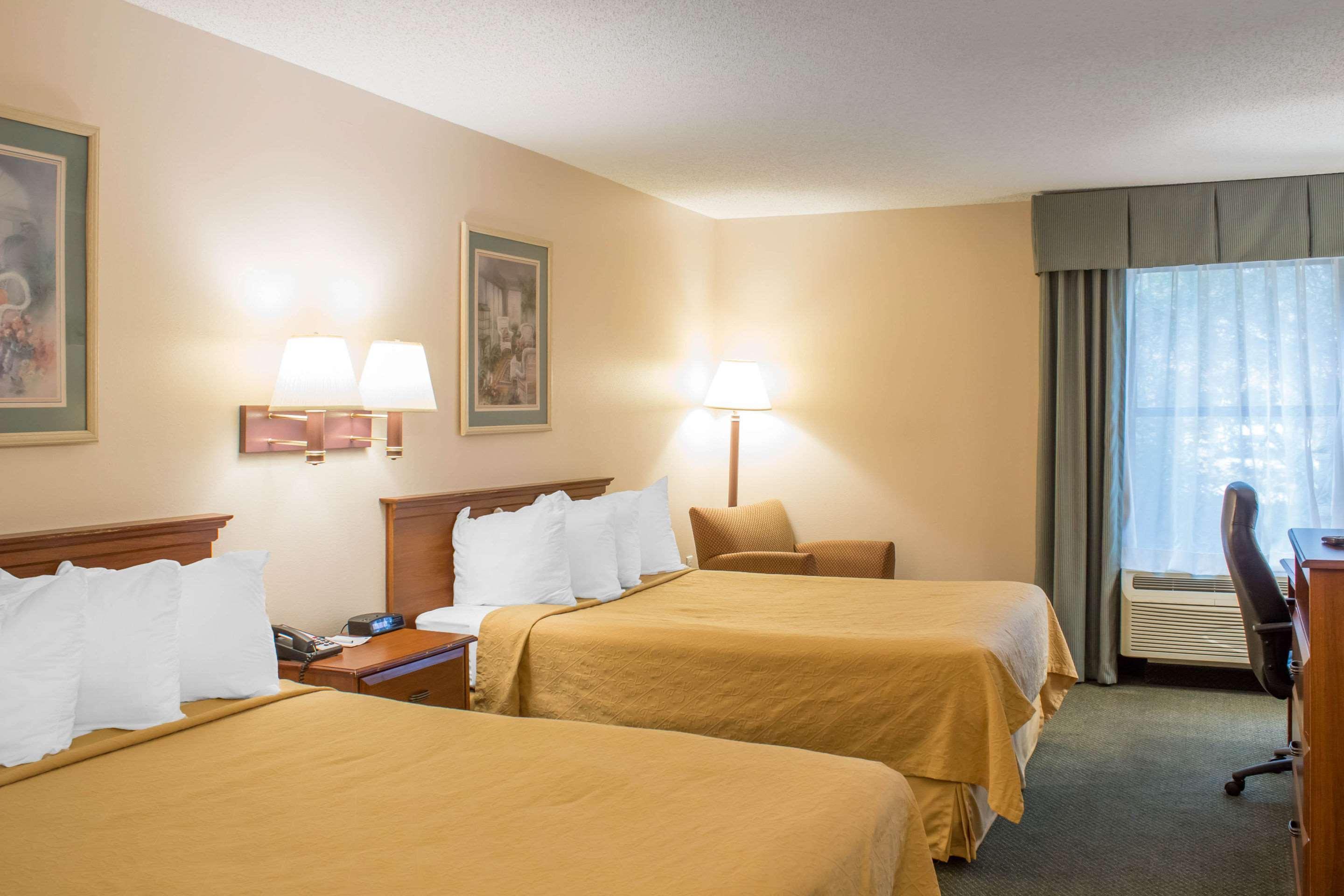 Econo Lodge Raleigh Luaran gambar