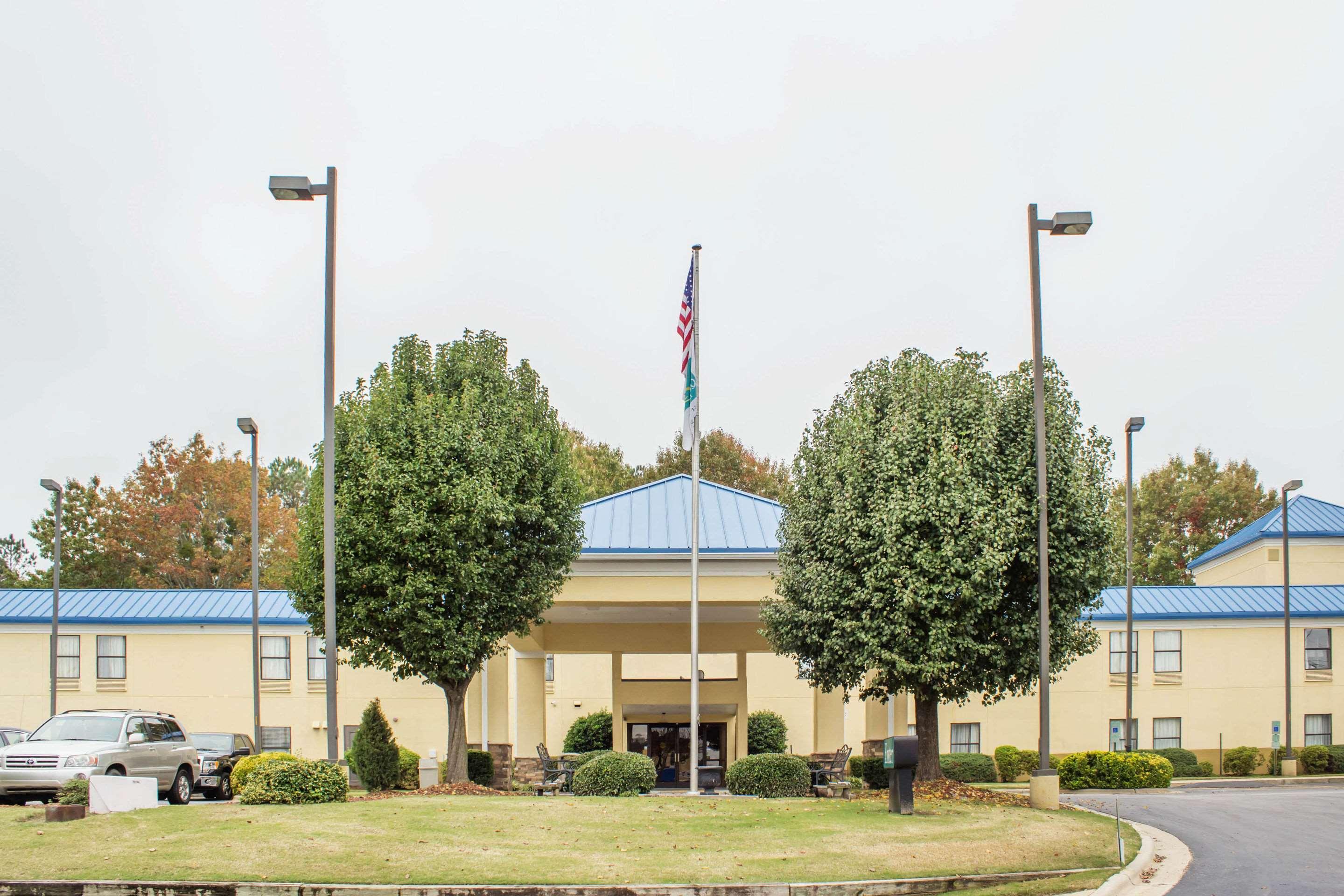 Econo Lodge Raleigh Luaran gambar