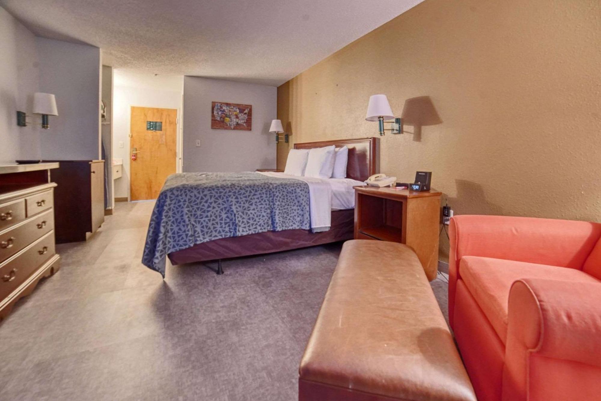 Econo Lodge Raleigh Luaran gambar