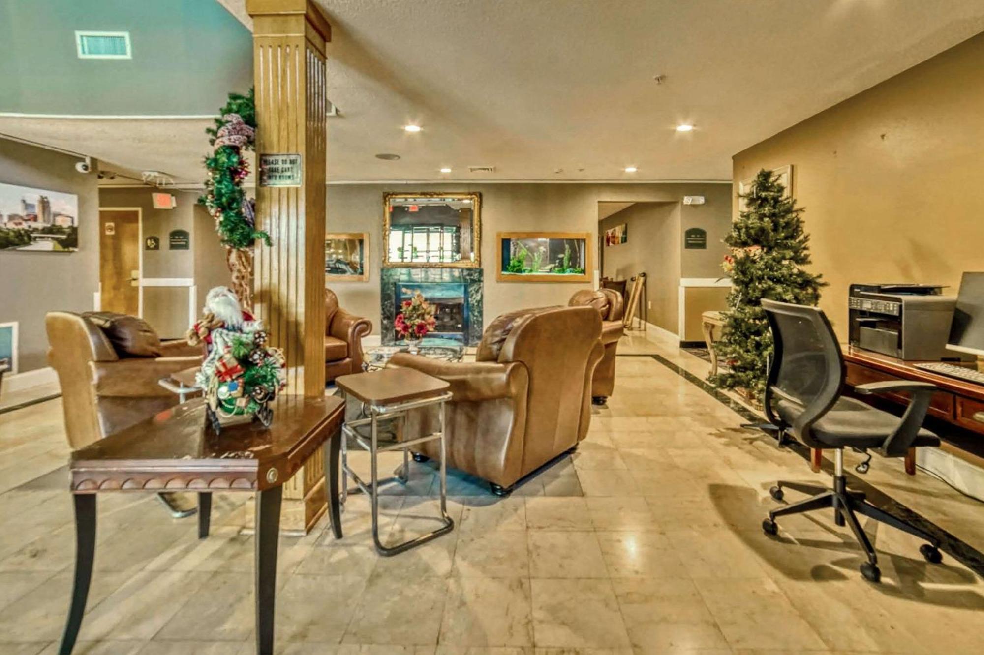 Econo Lodge Raleigh Luaran gambar