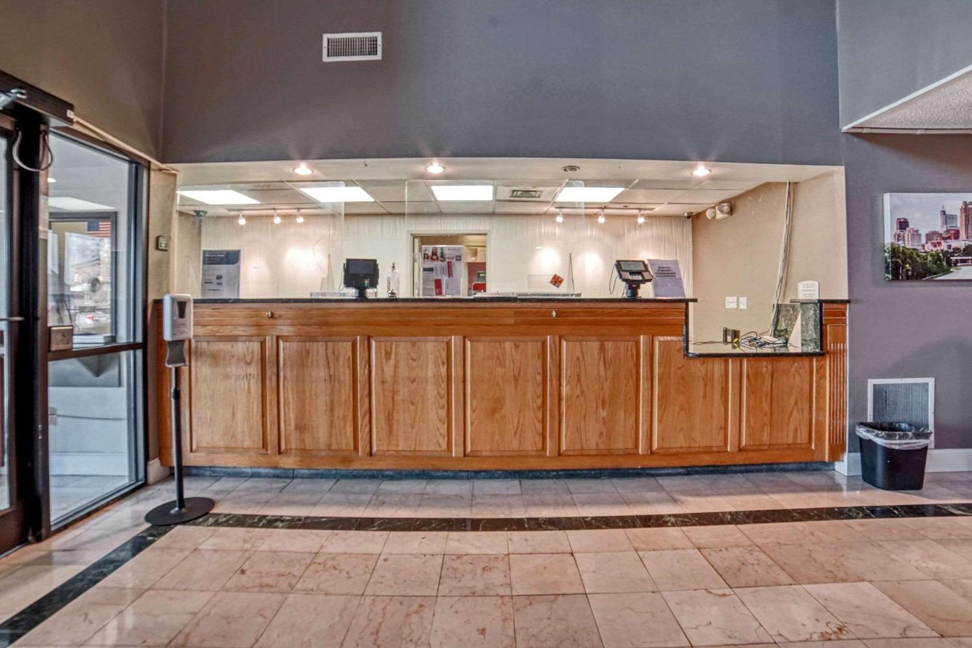 Econo Lodge Raleigh Luaran gambar